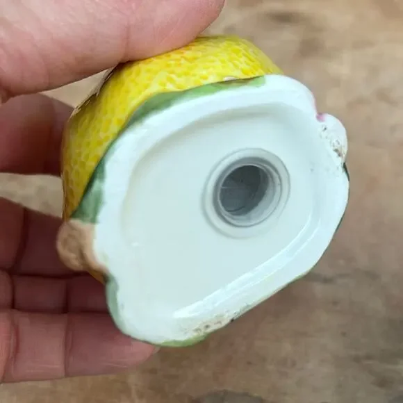 CornerRuby Lemon flower Salt and Pepper Shakers Yellow kitchen country kitsch